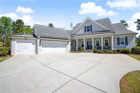 126 Raintree Ct, Newnan, GA 30265