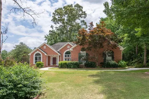 7395 Mason Falls Dr, Winston, GA 30187