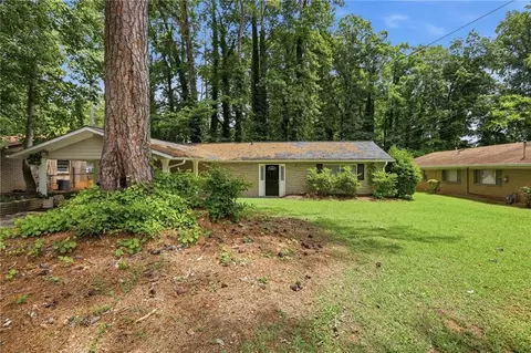 310 Flagstone Dr SW, Atlanta, GA 30331