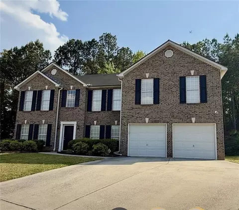 5769 Fairington Farms Ct, Lithonia, GA 30038