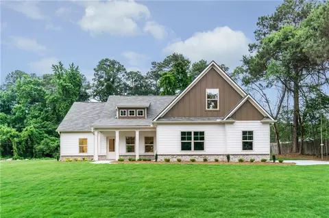 2963 Parkwood Rd, Snellville, GA 30039
