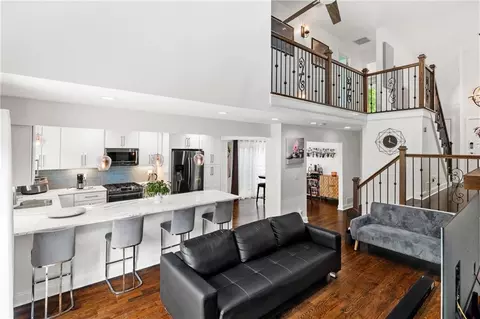 235 Leeward Ln, Roswell, GA 30076
