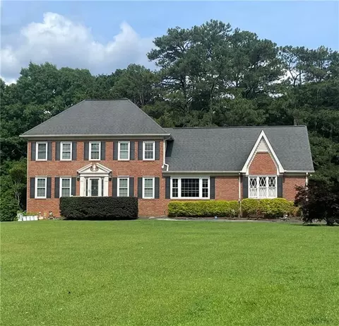 1452 Hillside Dr, Grayson, GA 30017