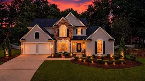 725 Wood Rose Ct, Alpharetta, GA 30005