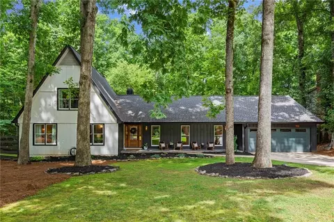 1930 Six Branches Dr, Roswell, GA 30076