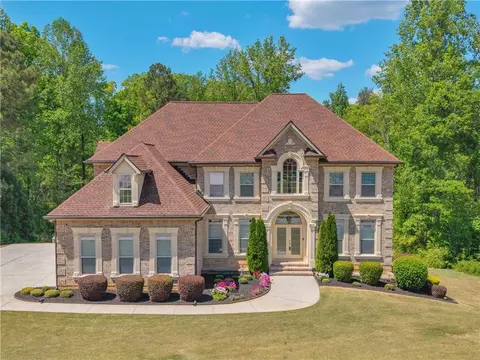2412 Wild Oak Ct, Stockbridge, GA 30281