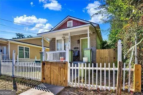 1015 W 36th St W, Savannah, GA 31415