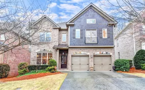 1598 Legrand Cir, Lawrenceville, GA 30043