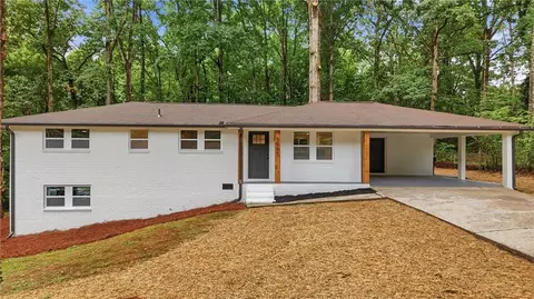 5995 N Bear Dr, Douglasville, GA 30135