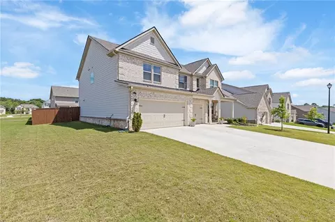 Exterior - 2974 Amabile Rd, Dacula, GA 30019 photo 2 of 13