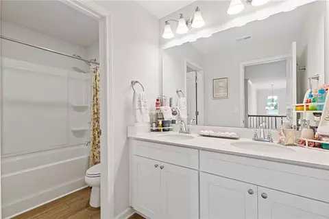 Bath - 2974 Amabile Rd, Dacula, GA 30019 photo 2 of 4