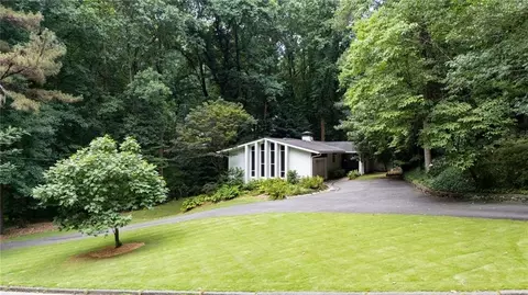 3700 Cloudland Dr NW, Atlanta, GA 30327