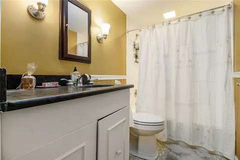 Bath - 112 Hillcrest Rd, West Point, GA 31833 photo 2 of 2