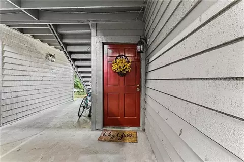 310 Tuxworth Cir, Decatur, GA 30033