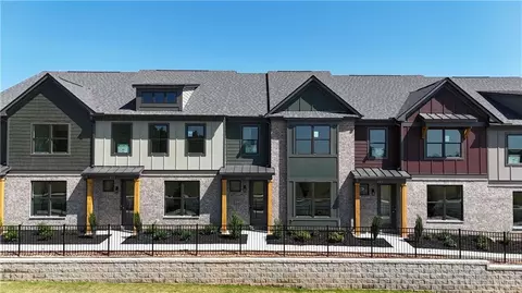275 Barracks Way #879, Hoschton, GA 30548
