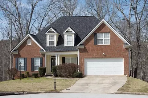 2318 Bluff Creek Overlook, Douglasville, GA 30135