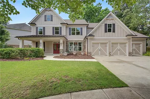 811 Ravenstone Way, Canton, GA 30115