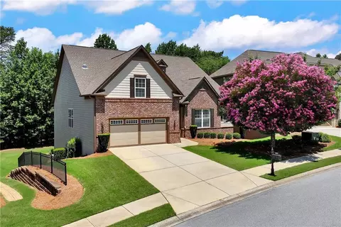 3450 Locust Cove Rd, Gainesville, GA 30504