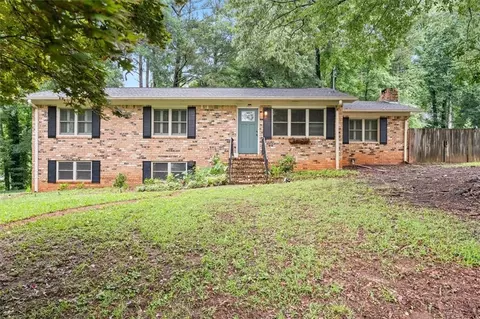 3070 Mary Dr, Marietta, GA 30066