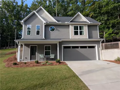 305 Ridgewood Dr, Waleska, GA 30183