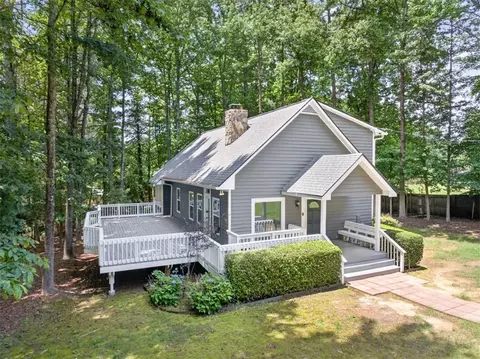 1799 Webb Gin House Rd, Snellville, GA 30078