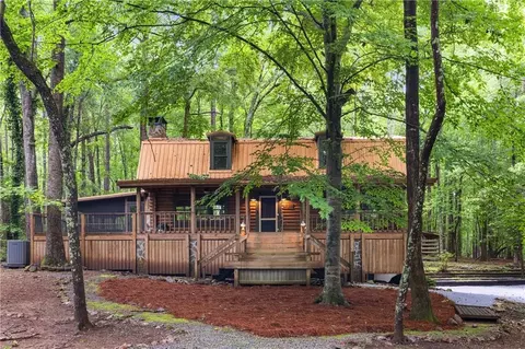 61 Lake Coweta Trl, Newnan, GA 30263