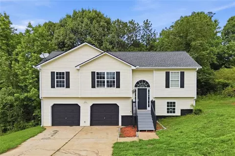212 Jordan Ln, Carrollton, GA 30116