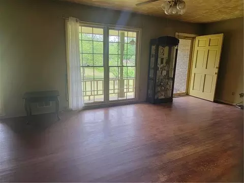 Living - 160 Norman Rd, Covington, GA 30014 photo 1 of 6