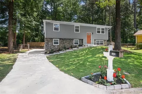 2293 Cherokee Valley Dr, Lithonia, GA 30058