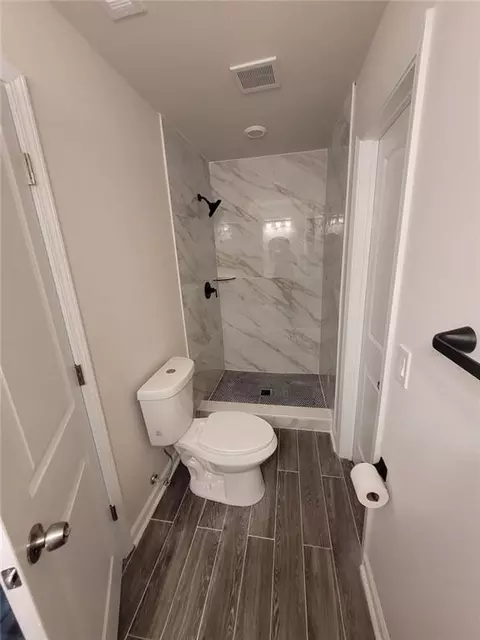 Bath - Undisclosed, Covington, GA 30016 photo 1 of 4