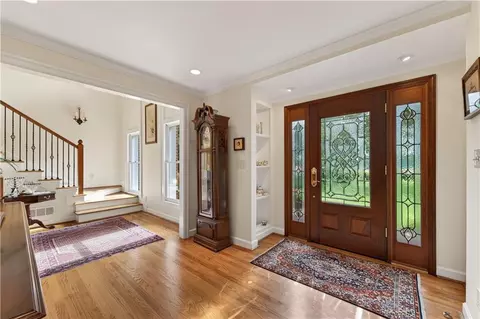 12190 Charlotte Dr, Alpharetta, GA 30004