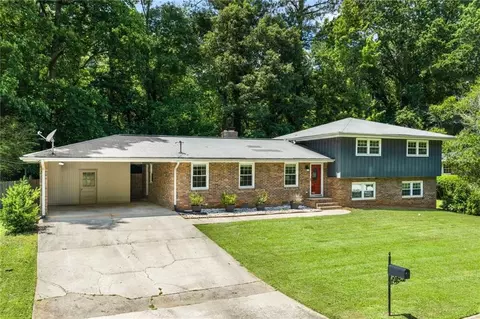 2690 Millwood Ct, Decatur, GA 30033