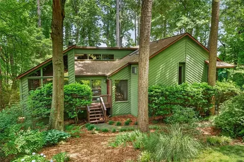317 New Foal Ln NE, Kennesaw, GA 30144