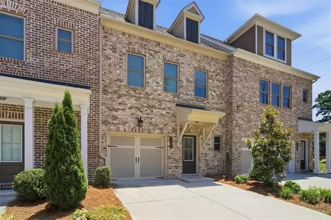 4192 Moncure Dr, Lilburn, GA 30047