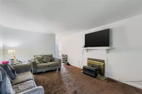 2 Willowick Dr, Lithonia, GA 30038