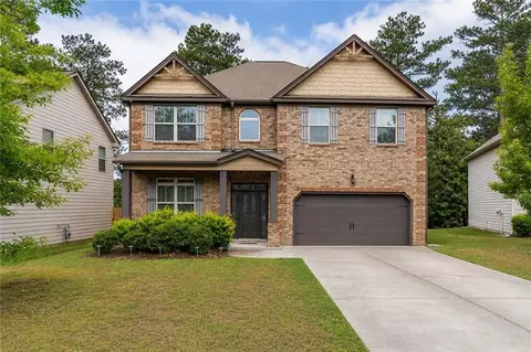 29 Bay Crest Ct, Loganville, GA 30052