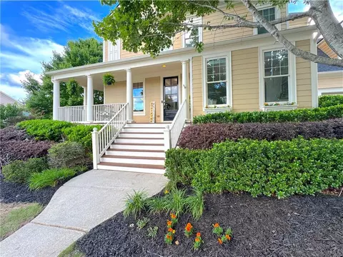 987 Woodbury Rd, Canton, GA 30114