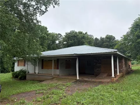 3144 Rockmart Rd, Villa Rica, GA 30180