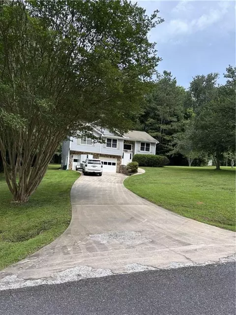 38 Stonehedge Dr, Dawsonville, GA 30534