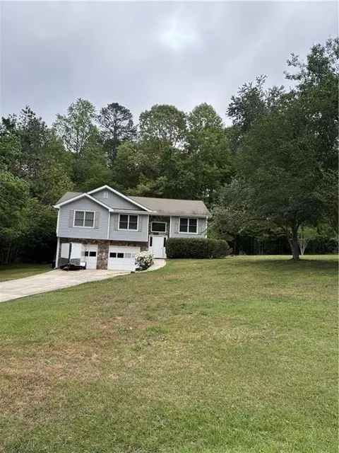 38 Stonehedge Dr, Dawsonville, GA 30534