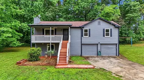 174 Village Dr, Hiram, GA 30141
