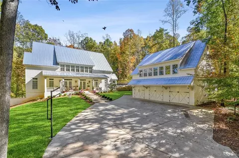 812 Lower Creighton Rd, Cumming, GA 30028