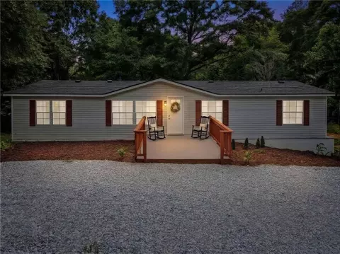 1203 Lanier Rd, Pendergrass, GA 30567
