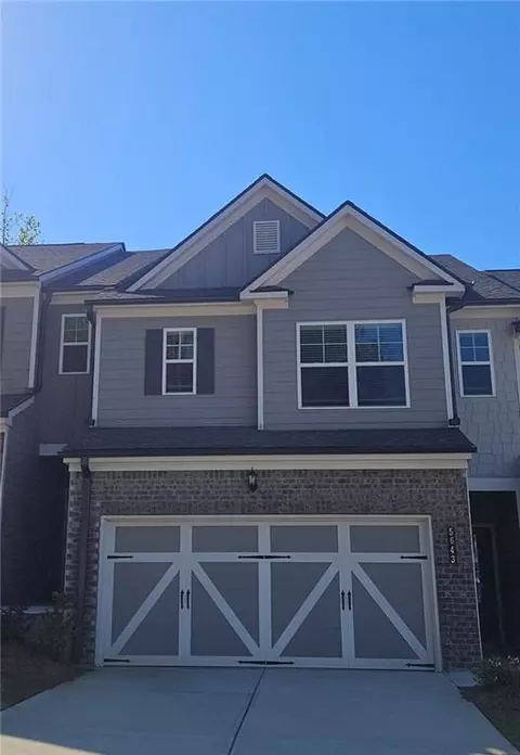 5643 Chickory Dr, Flowery Branch, GA 30542