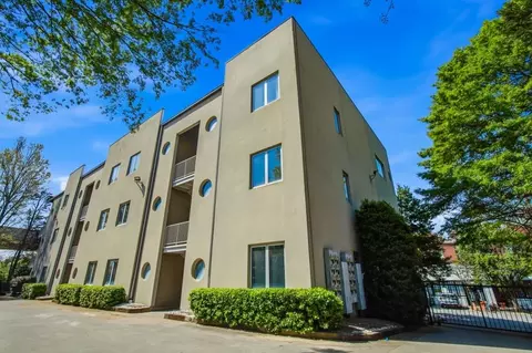 15 Waddell St NE #303, Atlanta, GA 30307