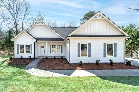 151 Bruce Rd, Dawsonville, GA 30534