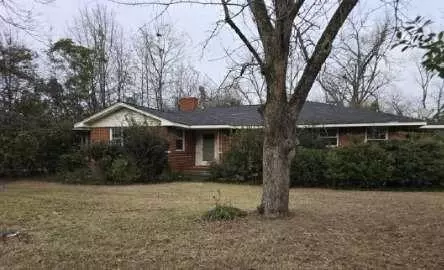 311 Fourth St, Tennille, GA 31089