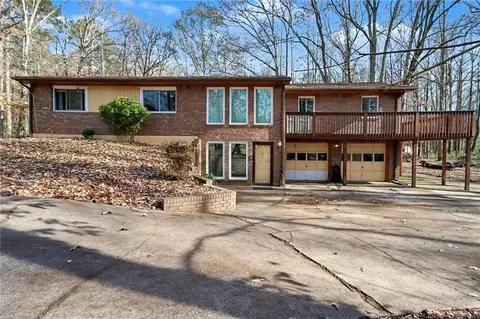 134 Hidden Valley Rd, Fayetteville, GA 30214
