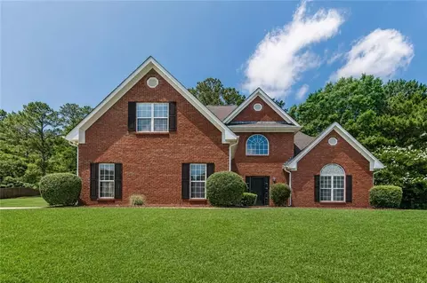 130 Victor Ln, Fayetteville, GA 30214