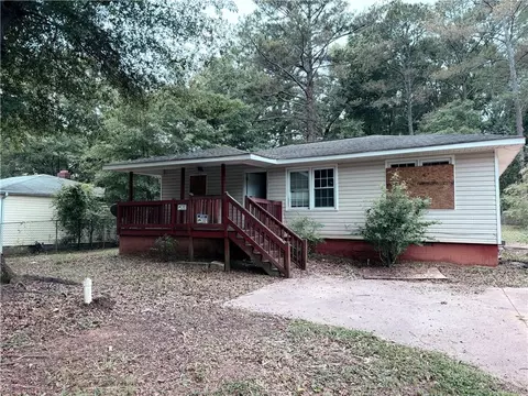 8122 Puckett St, Covington, GA 30014